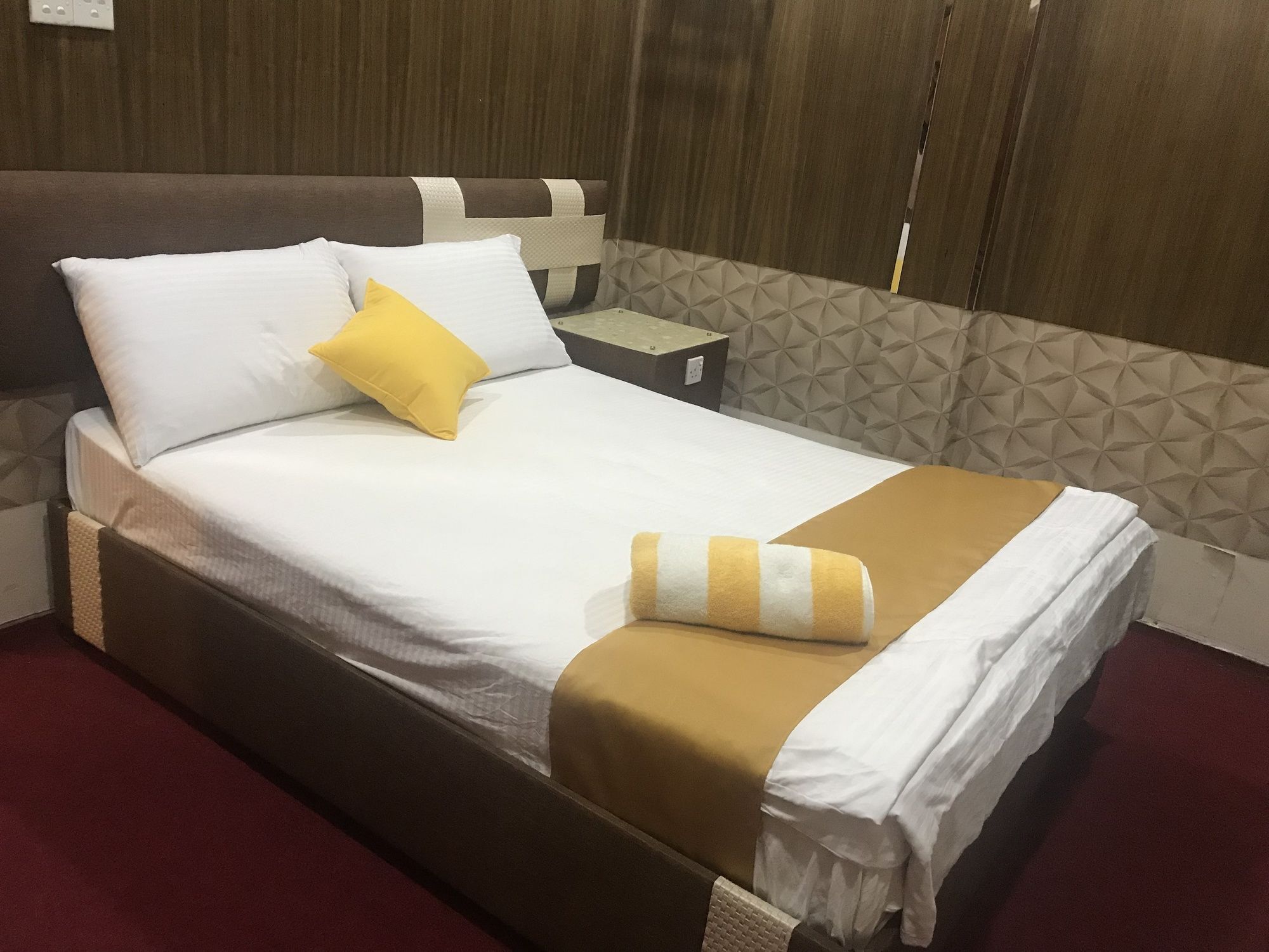 Отель Oyo 112 Al Manaal Residency Коломбо Экстерьер фото