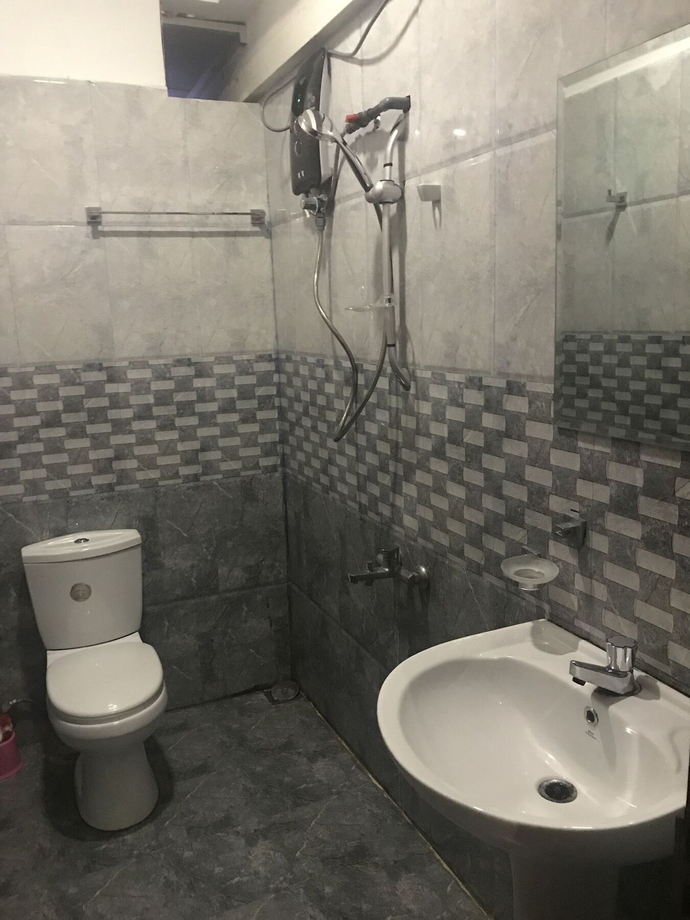 Отель Oyo 112 Al Manaal Residency Коломбо Экстерьер фото